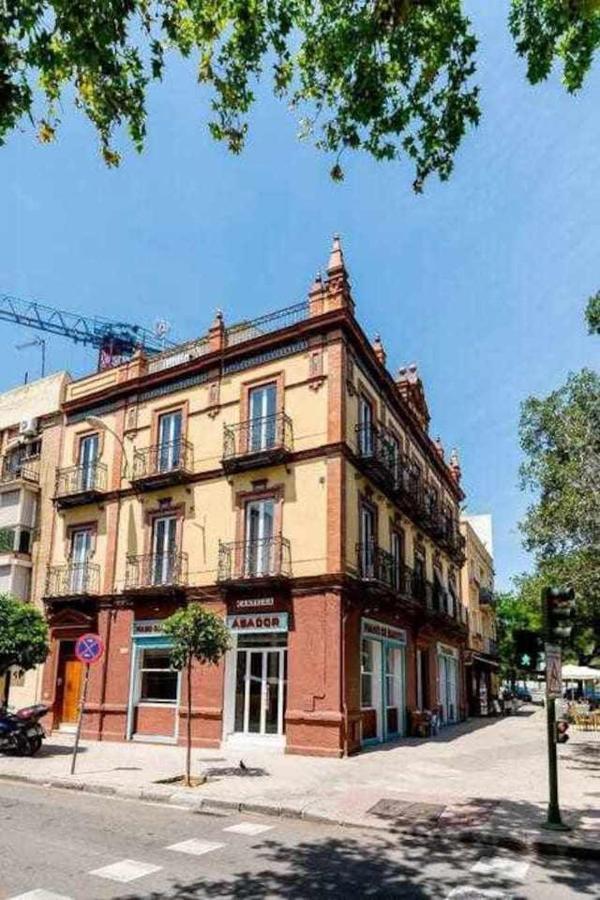 Casa Mint Triana Apartamento Sevilha Exterior foto